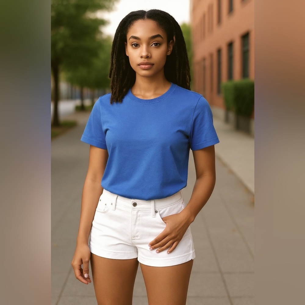 American Eagle Womens white denim shorts